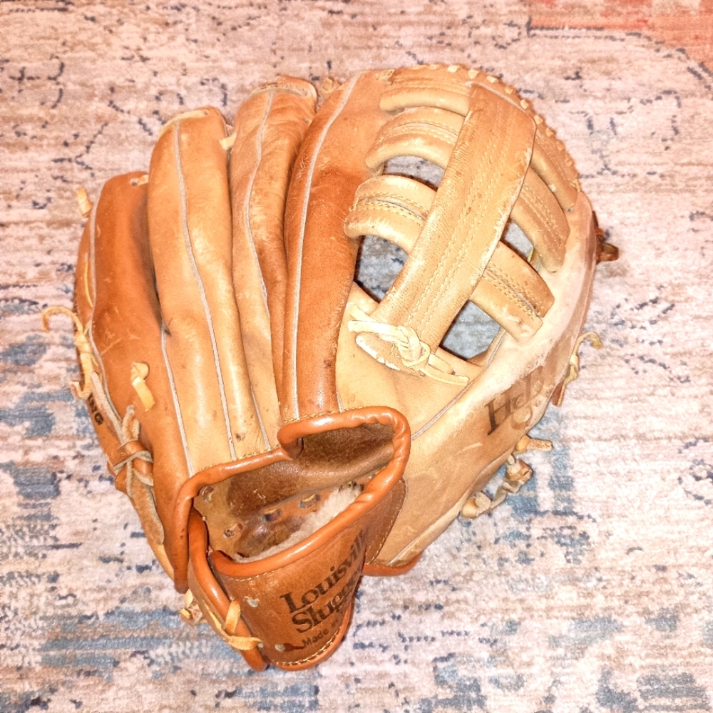 Louisville Slugger Stopper Vintage Pro softball Model # HBG80 12" Mitt